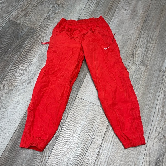 nike windbreaker pants red